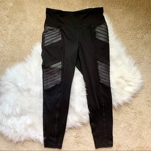 Old Navy Active- Leggings (Size L / Large)